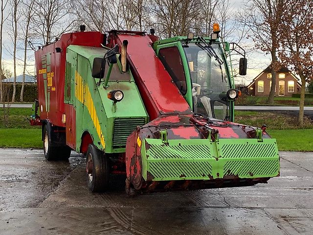 Strautmann VM 2000 D zelfrijdende mengwagen verti mix 2000