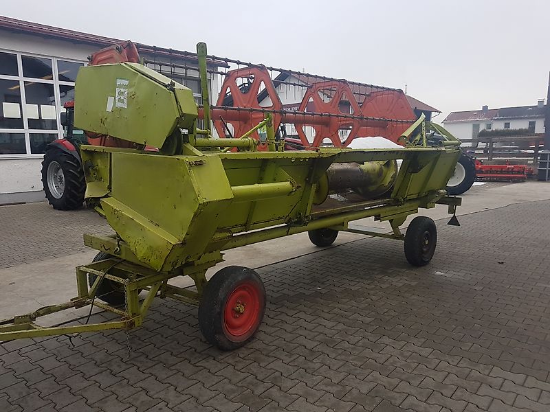 claas macchine agricole Mietitrebbie-Claas-27146118